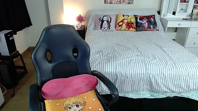 kittykat18x online show from 06-08-26, 01:28