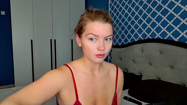 Busty Redhead online show from 05-07-26, 07:14