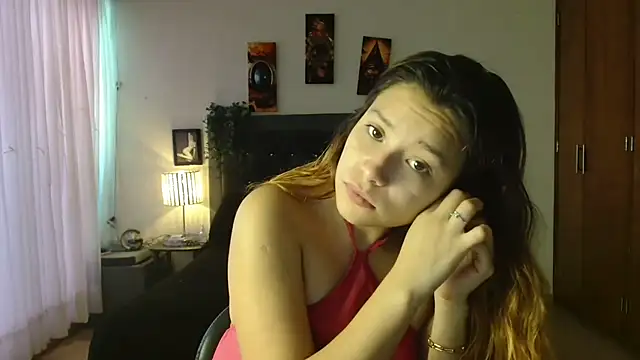 Snapshot of 3littleschoolteens chatting on 10-23-25, 06:50 3littleschoolteens online show from 10-23-25, 06:50