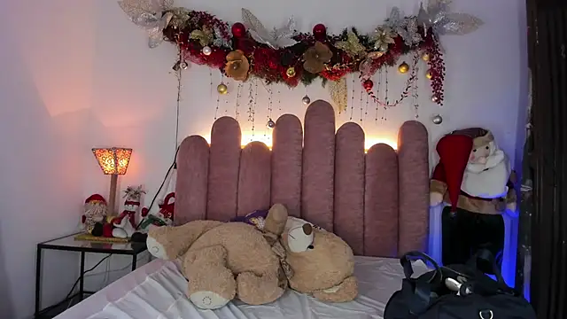 ISABELLASSMITH online show from 01-04-25, 08:37