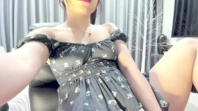 Snapshot of Kya_Choco8 chatting on 01-11-25, 11:13 Kya Choco8 online show from 01-11-25, 11:13