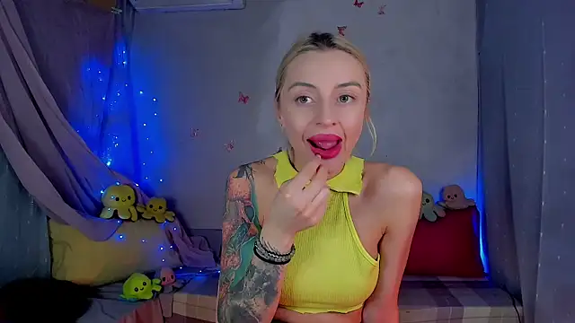 LickLizzy online show from 02-06-26, 10:35