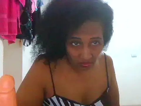 Aishamara online show from 02-18-25, 07:41