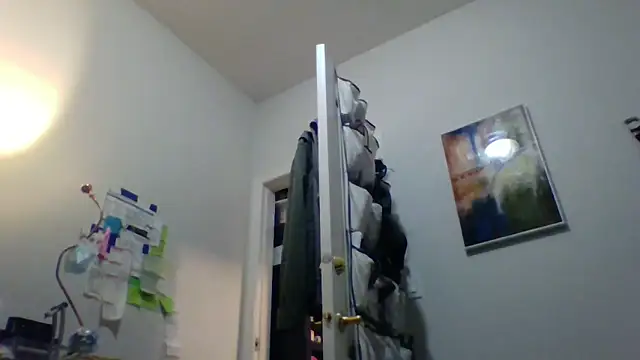 Snapshot of CleanGrey chatting on 05-12-26, 01:36 CleanGrey online show from 05-12-26, 01:36
