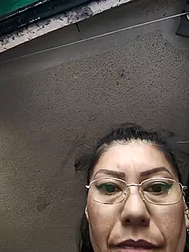 Snapshot of LaInsaciableIntensa chatting on 11-19-25, 09:04 LaInsaciableIntensa online show from 11-19-25, 09:04