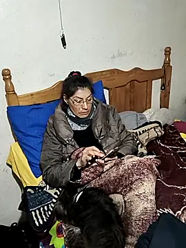 Snapshot of LaInsaciableIntensa chatting on 11-26-25, 12:11 LaInsaciableIntensa online show from 11-26-25, 12:11