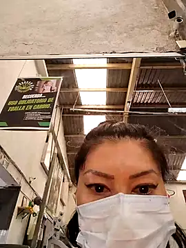 Snapshot of LaInsaciableIntensa chatting on 11-28-25, 04:53 LaInsaciableIntensa online show from 11-28-25, 04:53