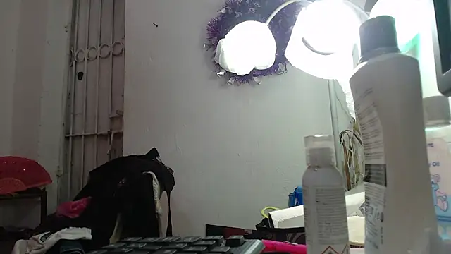 heyline milf online show from 04-23-26, 02:19