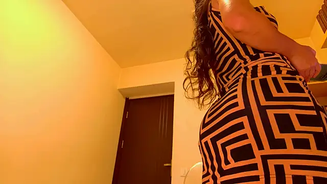 purpleariellx online show from 07-06-26, 10:45