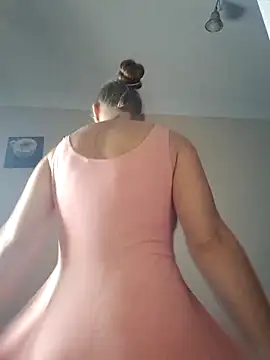 Snapshot of Keli_Jessi chatting on 11-30-25, 02:43 Keli Jessi online show from 11-30-25, 02:43