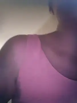 Snapshot of Keli_Jessi chatting on 12-18-25, 03:29 Keli Jessi online show from 12-18-25, 03:29