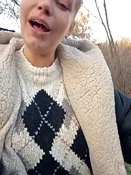 Snapshot of Keli_Jessi chatting on 01-06-26, 01:15 Keli Jessi online show from 01-06-26, 01:15