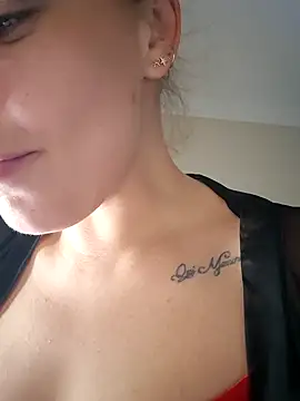 Snapshot of Keli_Jessi chatting on 01-16-26, 08:02 Keli Jessi online show from 01-16-26, 08:02