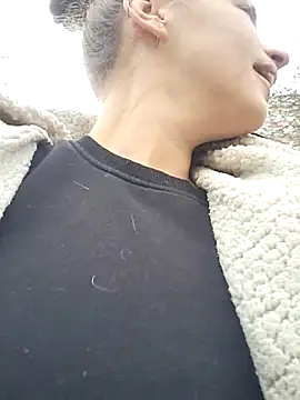 Snapshot of Keli_Jessi chatting on 02-23-26, 01:30 Keli Jessi online show from 02-23-26, 01:30