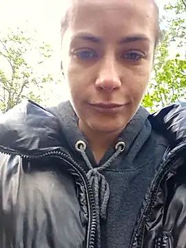 Keli Jessi online show from 04-21-26, 01:06