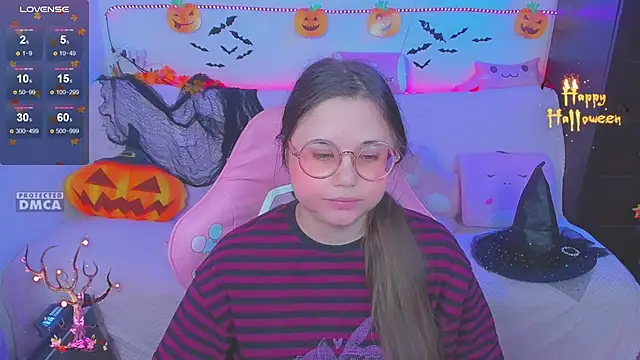 Snapshot of Lolisuccub chatting on 11-05-25, 05:57 Lolisuccub online show from 11-05-25, 05:57