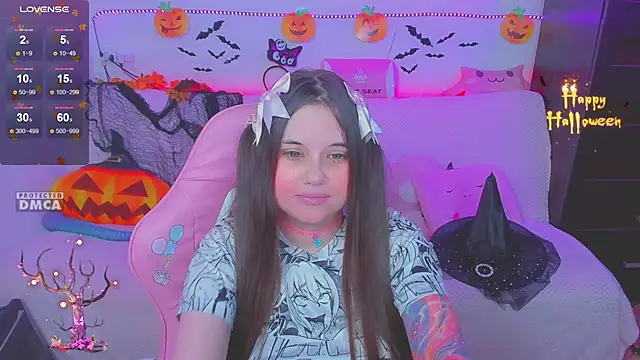 Snapshot of Lolisuccub chatting on 11-27-25, 02:30 Lolisuccub online show from 11-27-25, 02:30