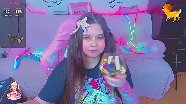 Snapshot of Lolisuccub chatting on 02-02-26, 06:28 Lolisuccub online show from 02-02-26, 06:28