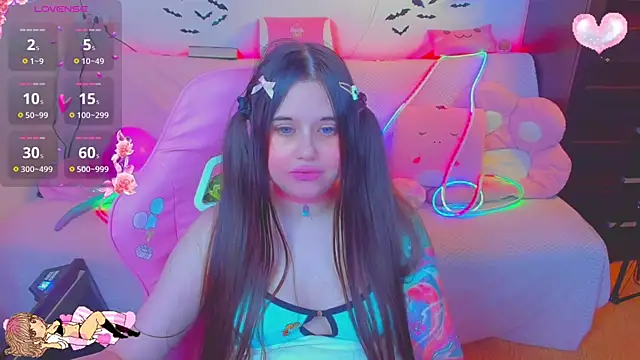 Snapshot of Lolisuccub chatting on 02-17-26, 05:41 Lolisuccub online show from 02-17-26, 05:41