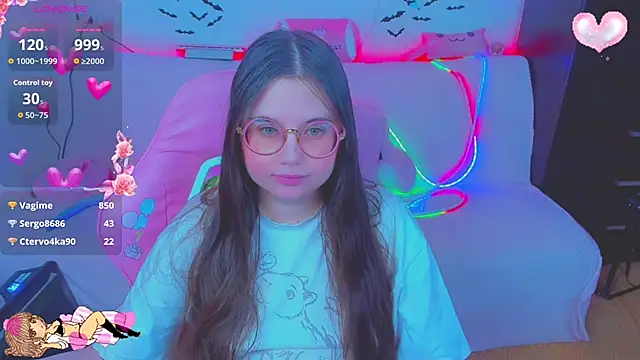 Snapshot of Lolisuccub chatting on 02-19-26, 06:04 Lolisuccub online show from 02-19-26, 06:04