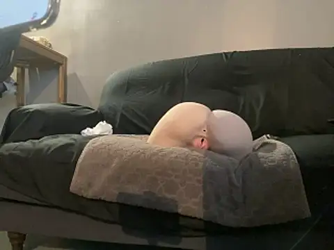 Snapshot of BruceIsHorny_ chatting on 02-20-26, 04:40 BruceIsHorny online show from 02-20-26, 04:40