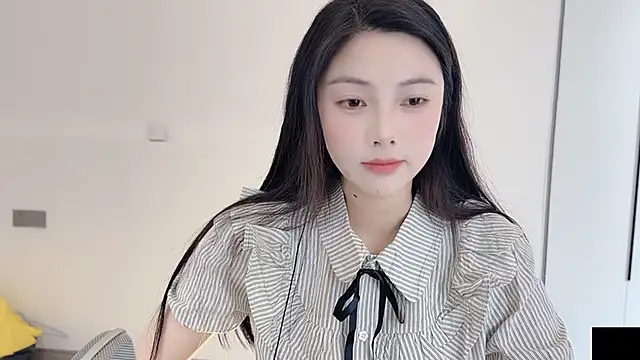 HaagenDazs  online show from 02-19-25, 05:49