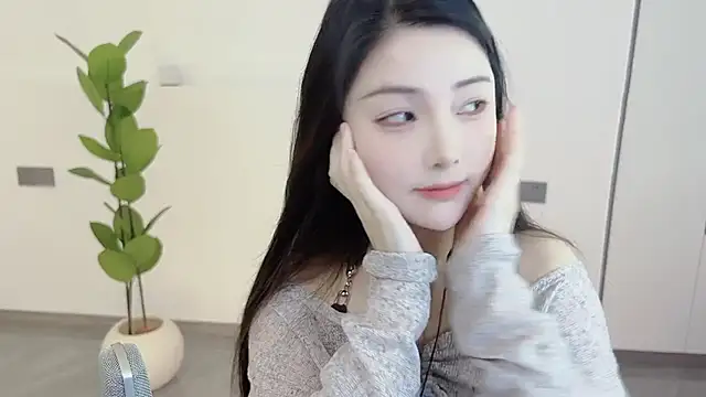 HaagenDazs  online show from 03-05-25, 01:21