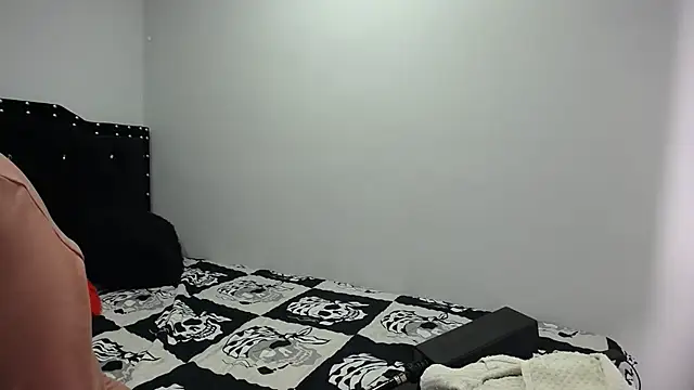 Ursulawhite69 online show from 07-12-26, 05:04