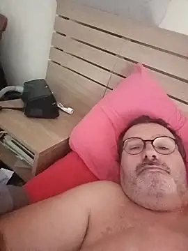 mike9473 online show from 10-11-25, 08:13