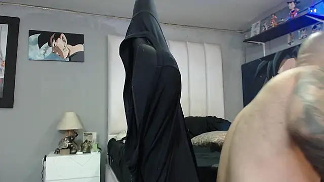 Snapshot of bardock_1 chatting on 01-18-26, 04:00 bardock 1 online show from 01-18-26, 04:00