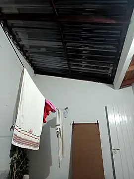 LunaZambrano online show from 10-14-25, 12:44