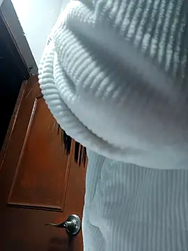 LunaZambrano online show from 12-04-25, 03:49