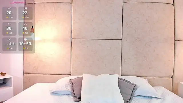 aisha vs online show from 03-04-26, 12:11