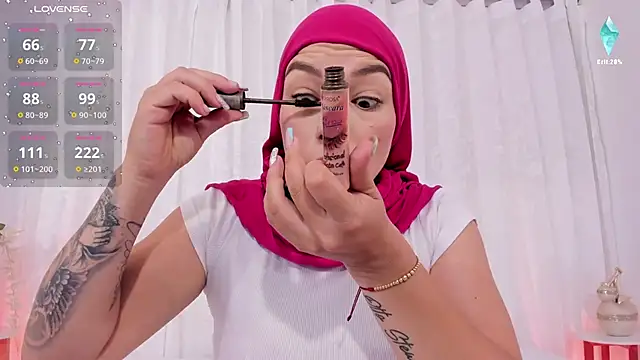 aisha vs online show from 06-03-26, 02:33