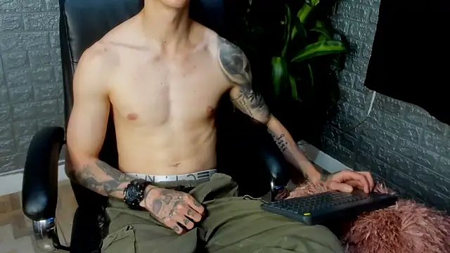 Snapshot of Dmtry6 chatting on 02-28-26, 03:57 Dmtry6 online show from 02-28-26, 03:57