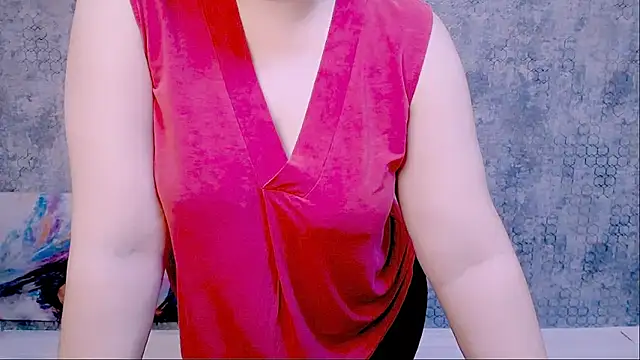 Snapshot of Djullia chatting on 02-10-25, 12:18 Djullia online show from 02-10-25, 12:18