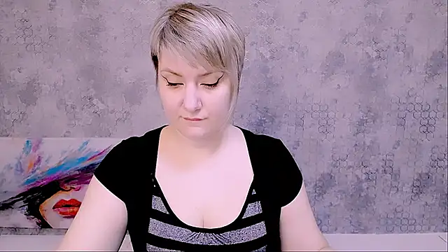 Snapshot of Djullia chatting on 02-22-25, 06:06 Djullia online show from 02-22-25, 06:06