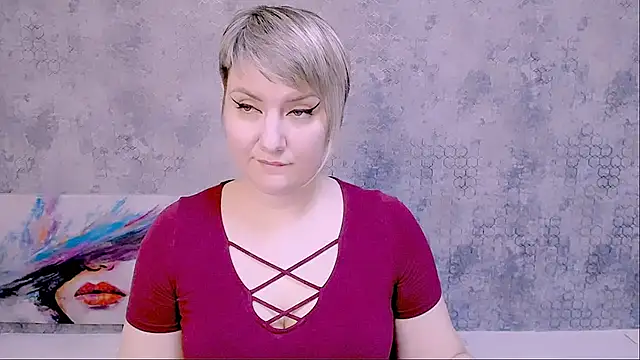 Snapshot of Djullia chatting on 03-01-25, 12:23 Djullia online show from 03-01-25, 12:23