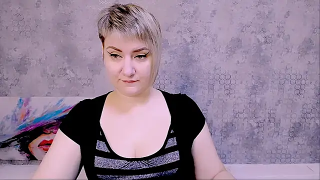 Snapshot of Djullia chatting on 10-03-25, 05:15 Djullia online show from 10-03-25, 05:15