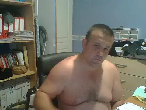 manubm03 online show from 07-05-26, 07:15