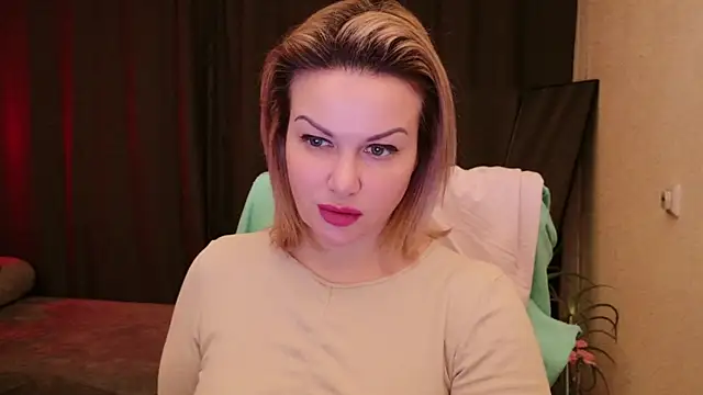 MishaMILF online show from 03-14-25, 05:46