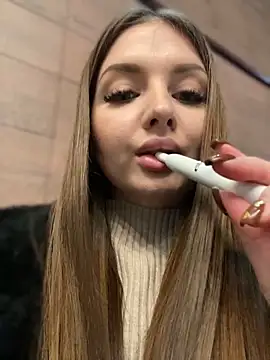 KrisMagnoly online show from 01-30-25, 05:28