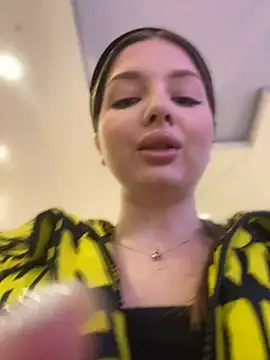 KrisMagnoly online show from 03-04-26, 06:14