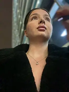 KrisMagnoly online show from 03-12-26, 05:52