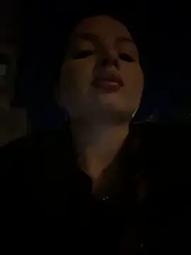 KrisMagnoly online show from 04-11-26, 06:34