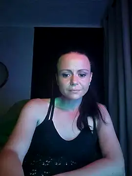 Snapshot of MrsBunnyBum chatting on 04-07-26, 05:35 MrsBunnyBum online show from 04-07-26, 05:35