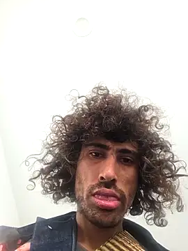 Snapshot of SpeedMagnumBlade6669 chatting on 04-03-26, 08:18 SpeedMagnumBlade6669 online show from 04-03-26, 08:18