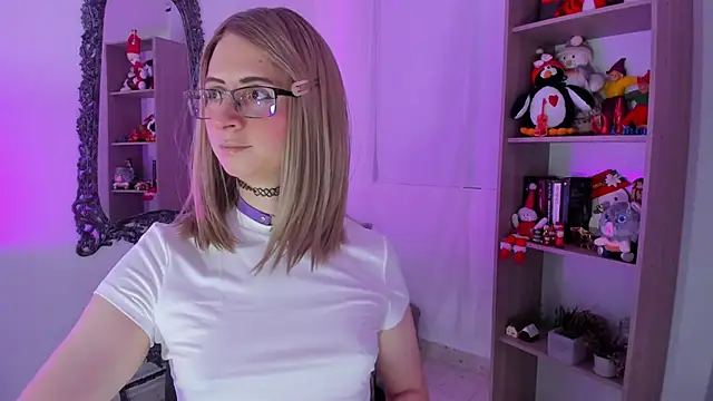 KimberlyJohnsoon online show from 12-03-25, 03:21