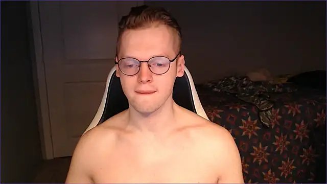 Snapshot of doloresman chatting on 01-08-26, 10:56 doloresman online show from 01-08-26, 10:56