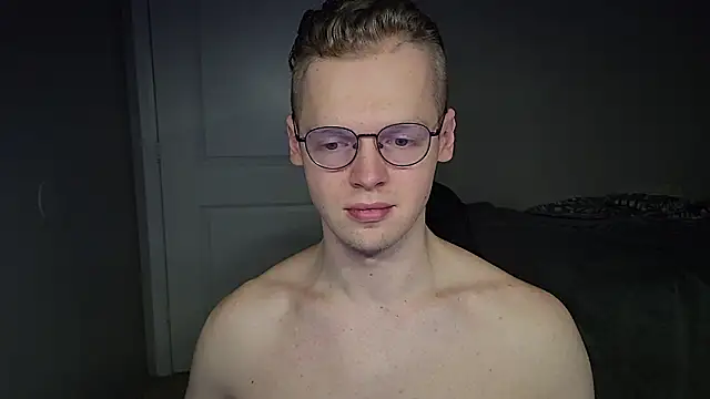 Snapshot of doloresman chatting on 02-02-26, 10:52 doloresman online show from 02-02-26, 10:52